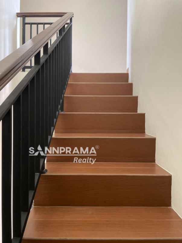 rumah cluster dekat ui dan pintu tol kukusan dewmel