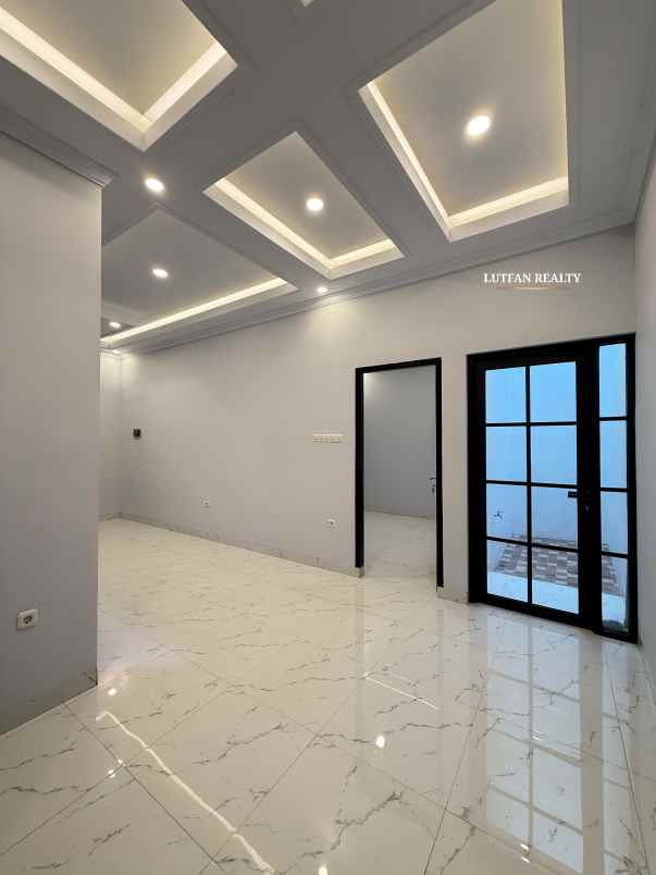 rumah cluster jagakarsa siap huni