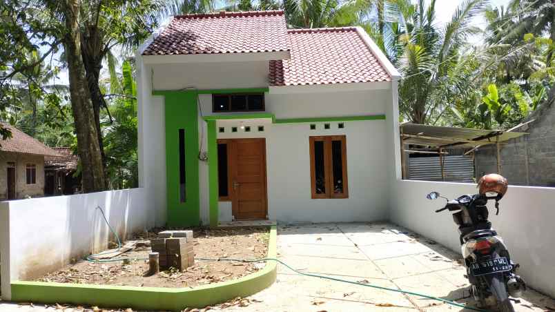 rumah di pengasih dekat wates kulon progo yogyakarta