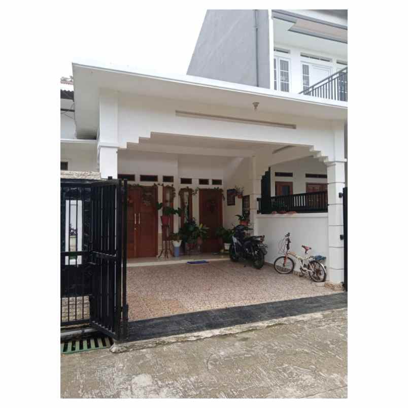 rumah grand sawangan regensi