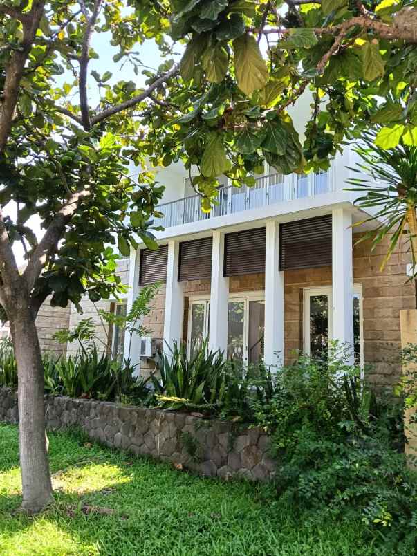 rumah hook 2 lantai siap huni diamond hill citraland