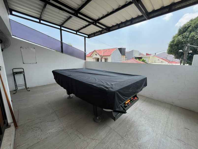 rumah hook di grand galaxy city bekasi