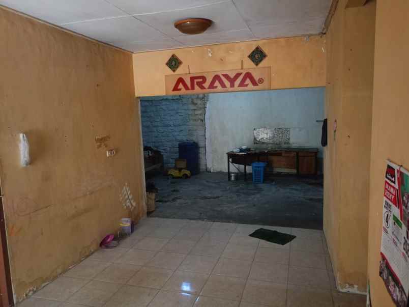 rumah hook pojok full bangunan