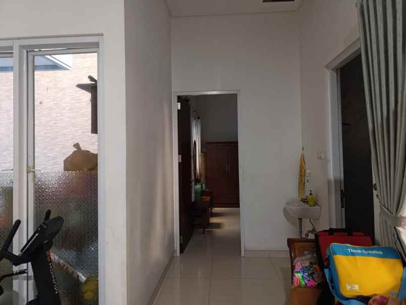 rumah hook shm didaerah gambir jakarta pusat