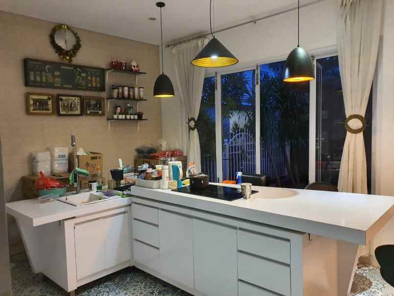 rumah jakarta garden city