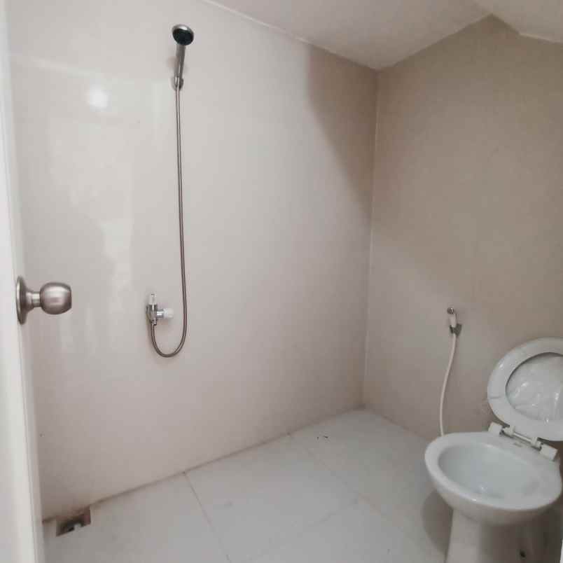 rumah jati makmur bekasi jawa barat