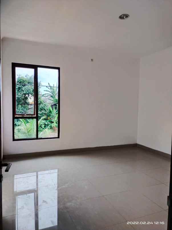 rumah jl raya legoso raya