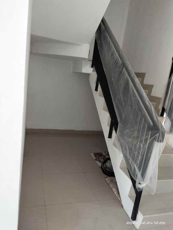 rumah jl raya legoso raya