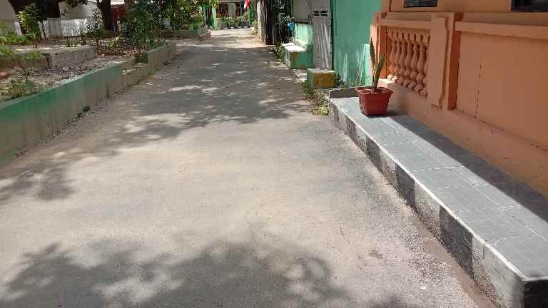 rumah jln perum burung perumnas