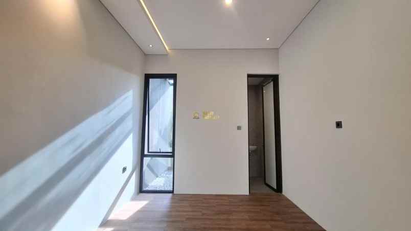 rumah keluarga nyaman di area timur candi sambisari