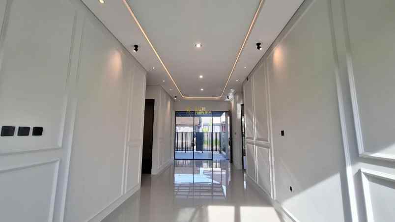 rumah keluarga nyaman di area timur candi sambisari