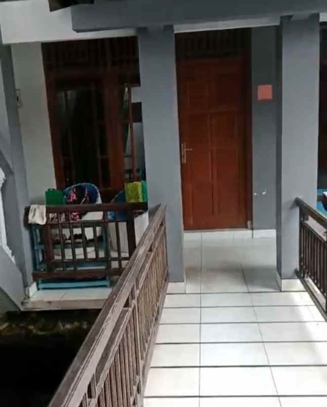 rumah kolam renang ungaran barat