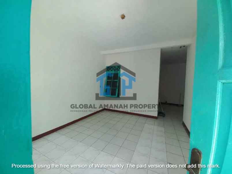 rumah komplek cihanjuang cibabat siap huni