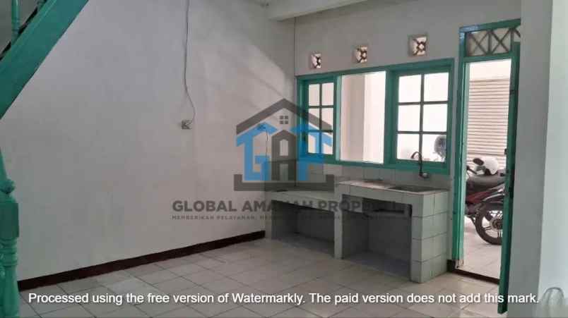 rumah komplek cihanjuang cibabat siap huni