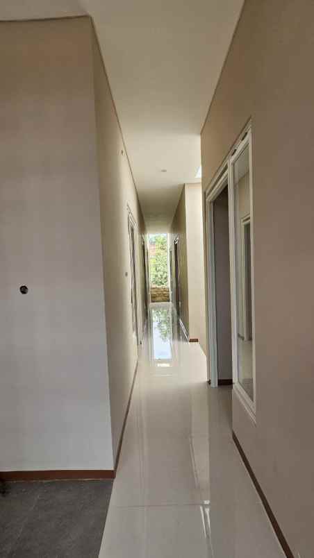 rumah kost exclusive lokasi mertojoyo kota malang