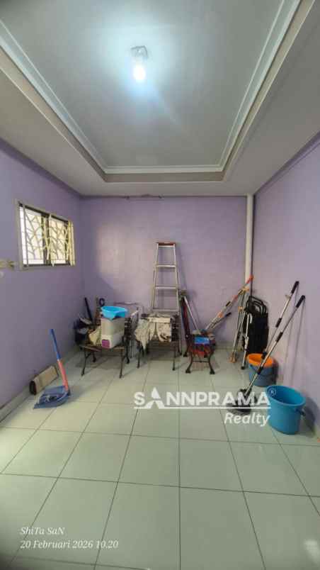 rumah luas 184m2 siap huni pancoran mas depok sirihul