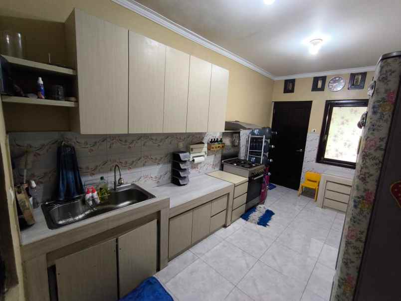 rumah lux idaman kota baru parahyangan hanya 3 m an