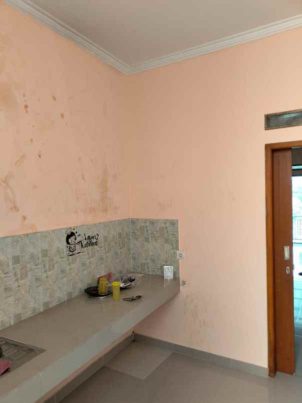 rumah mainroad mekarwangi siap huni lokasi strategis