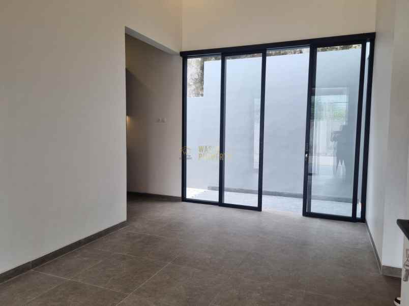 rumah mewah harga murah di tajem