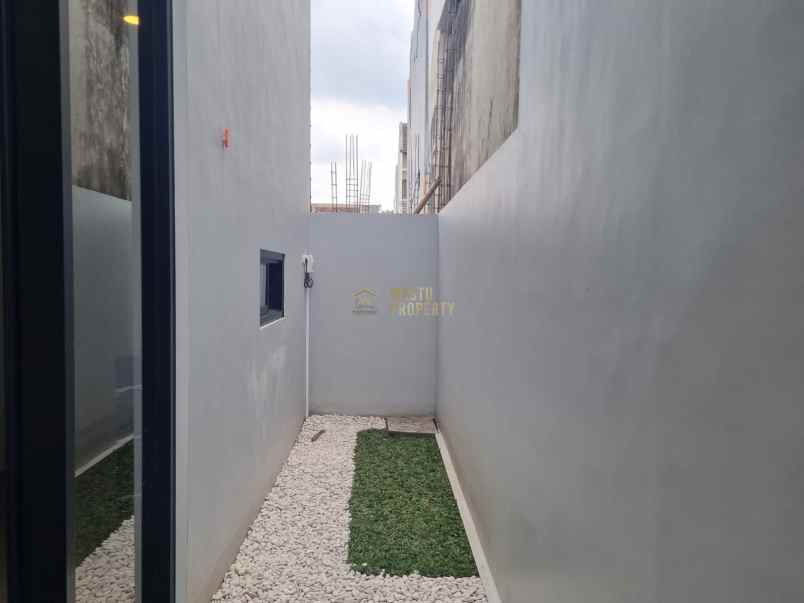 rumah mewah harga murah di tajem