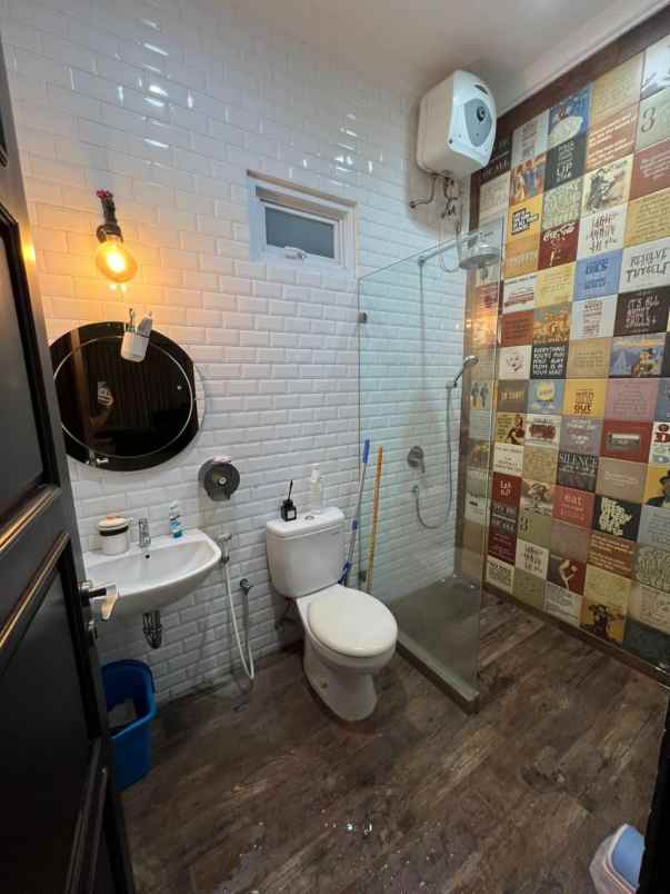 rumah mewah lokasi strategis di pulomas jaktim