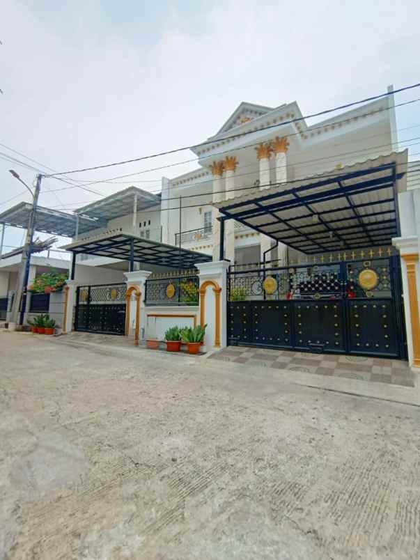 rumah mewah secondary terawat dan kokoh