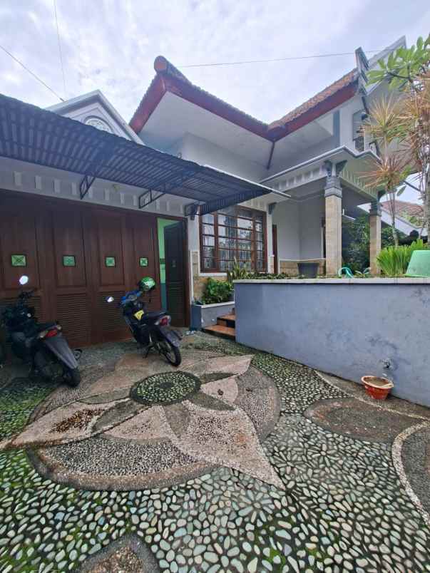 rumah mewah siap huni lokasi dieng malang