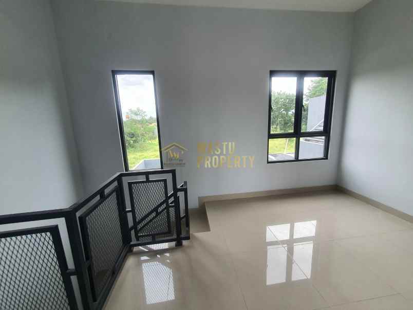 rumah minimalis dengan lingkungan aman dan nyaman