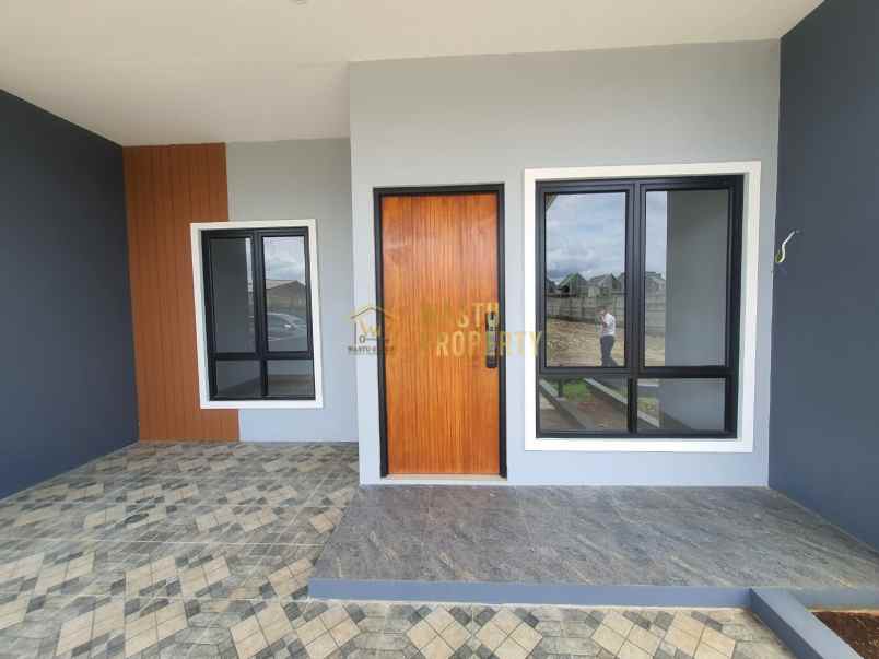 rumah minimalis dengan lingkungan aman dan nyaman