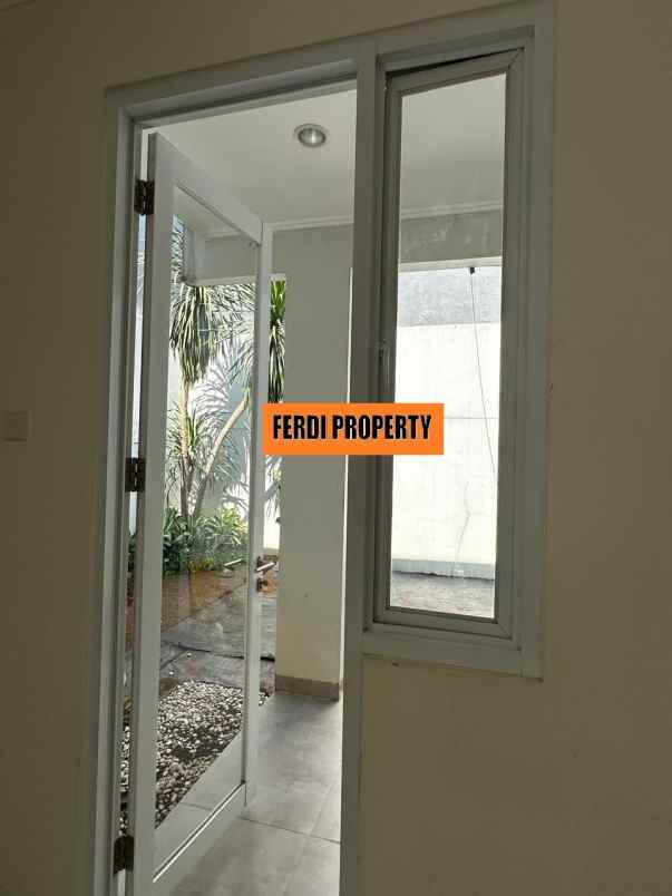 rumah minimalis rapi 2 lt citra gran cibubur