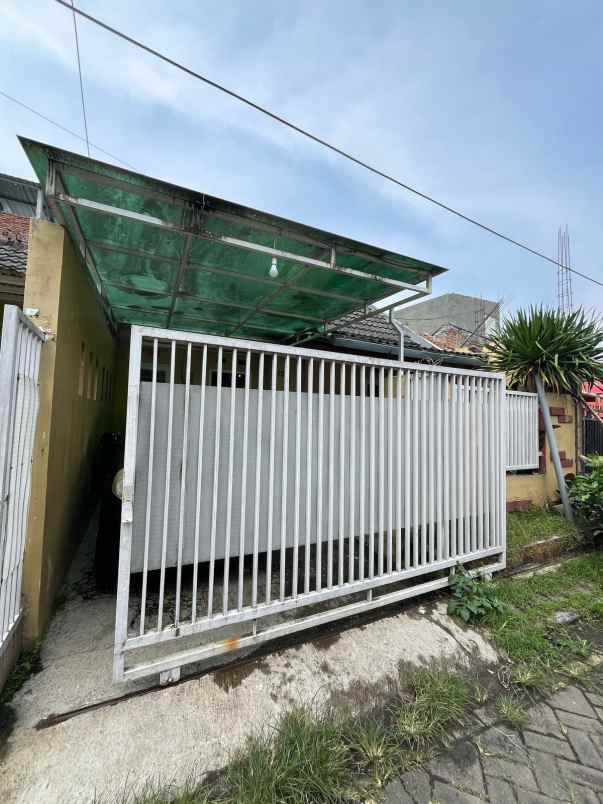 rumah minimalis siap huni lokasi bandara pakis malang