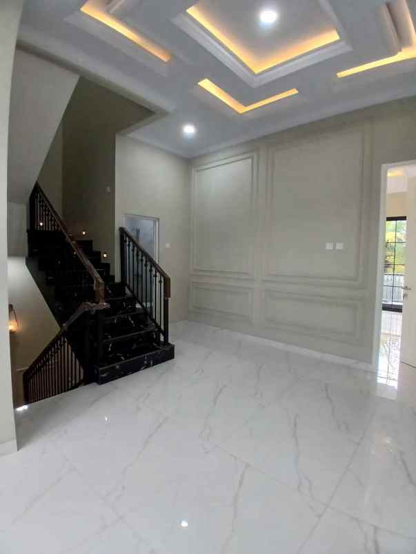 rumah modern 3 lantai rooftop di jakarta selatan