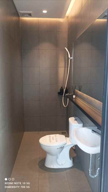 rumah modern dalam cluster besar di cileungsi bogor