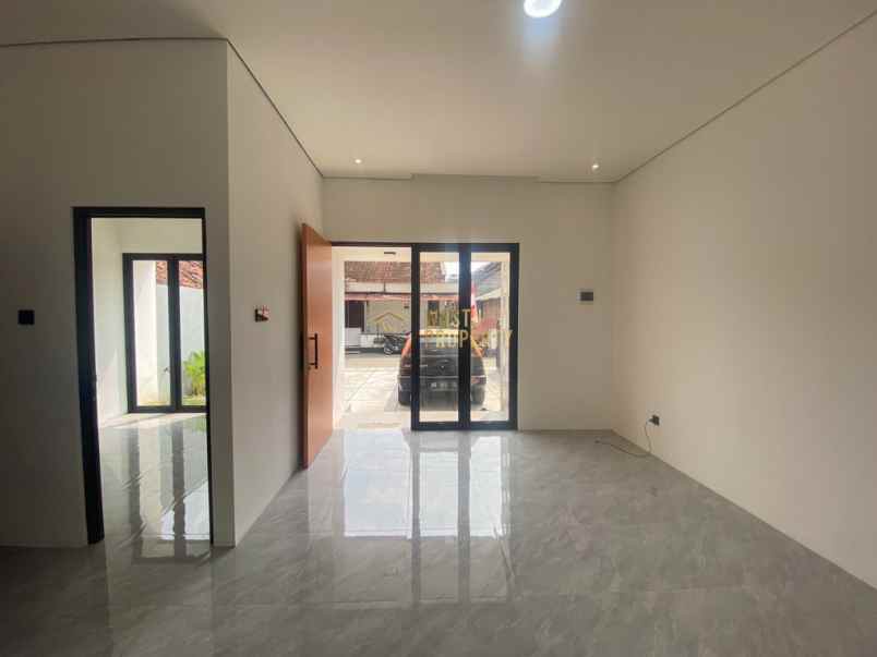 rumah modern siap huni dekat polres sleman