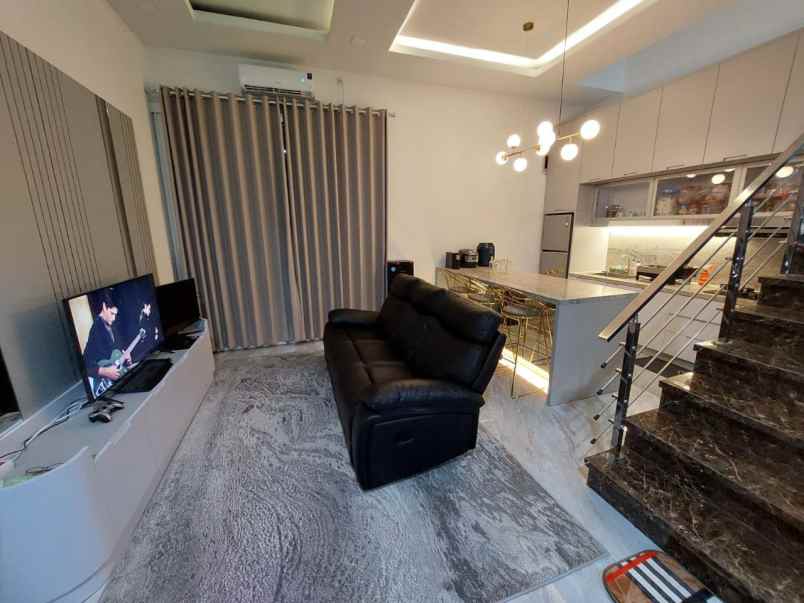 rumah mulyosari prima minimalis mewah