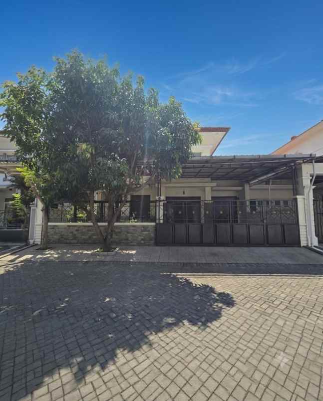 rumah mulyosari strategis row 3 mobil