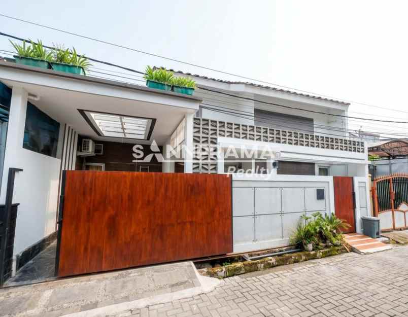 rumah murah cantik dekat stasiun depok lama