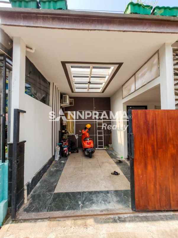 rumah murah cantik dekat stasiun depok lama