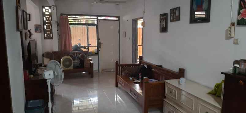 rumah murah dalam komplek di duren sawit jakarta timur