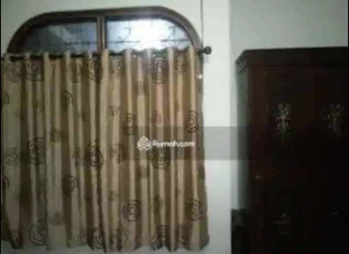 rumah murah hitung tanah di cempaka putih barat