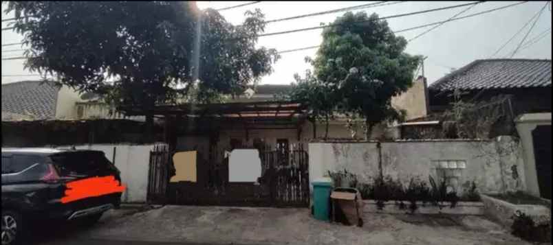 rumah murah tanah luas di komplek ptb duren sawit