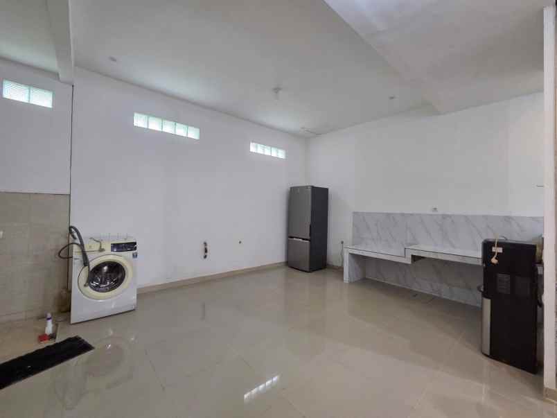 rumah pakuwon indah mansion siap huni