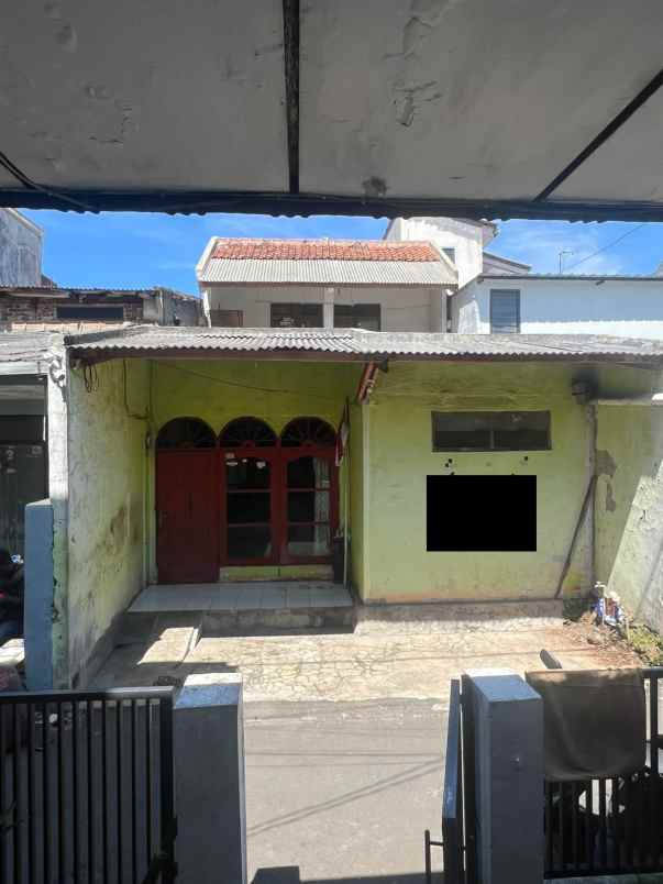 rumah perumnas sarijadi kota bandung