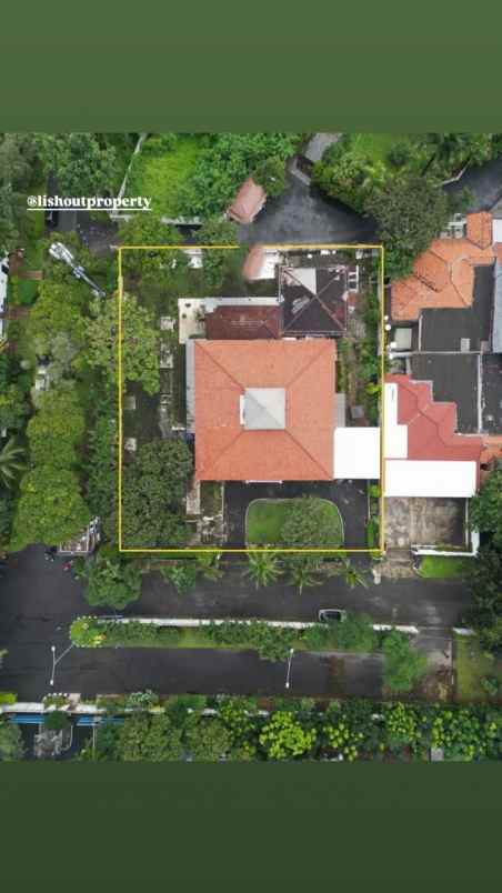 rumah plus tanah luas dekat scbd jakarta selatan