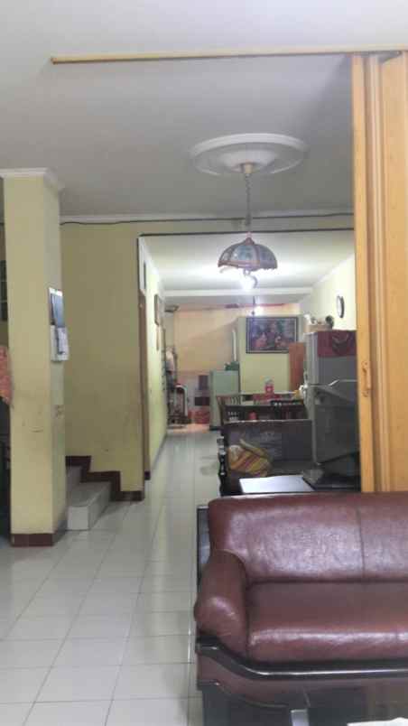 rumah pondok kelapa duren sawit