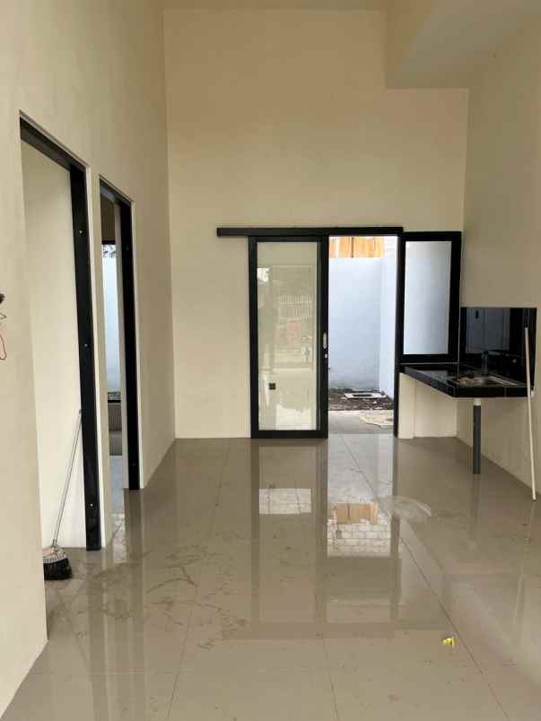 rumah proses bangun hanya 10 menit ke tol pakis