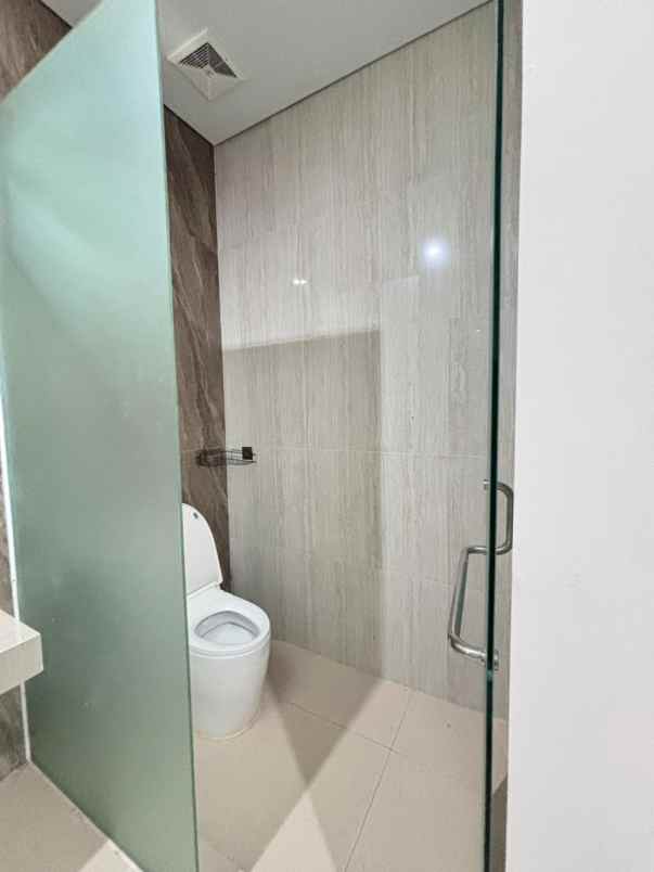 rumah rasa resort bintang 5 mulai rp2 3 miliar