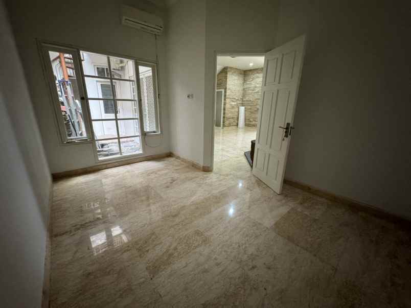 rumah san diego pakuwon city strategis siap huni