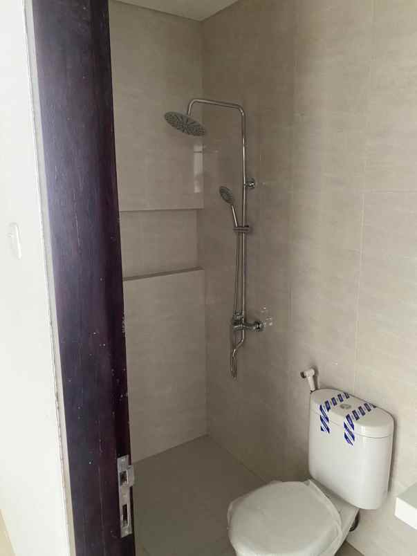 rumah sejuk cihanjuang dekat sariwangi bandung barat