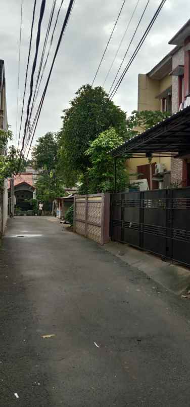 rumah sejuk di selatan jakarta